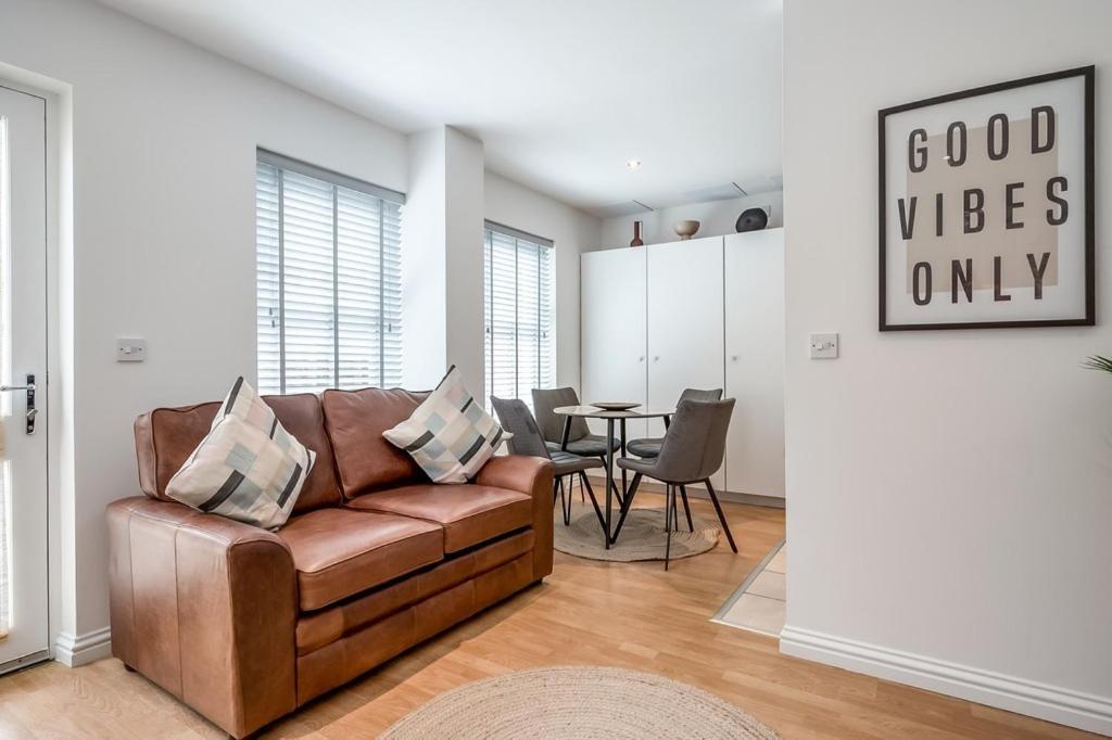 Central Belfast Apartments Chill R&R Exteriör bild
